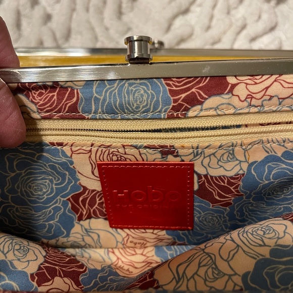 HOBO Wallet - REDUCED - Picture 2 of 3